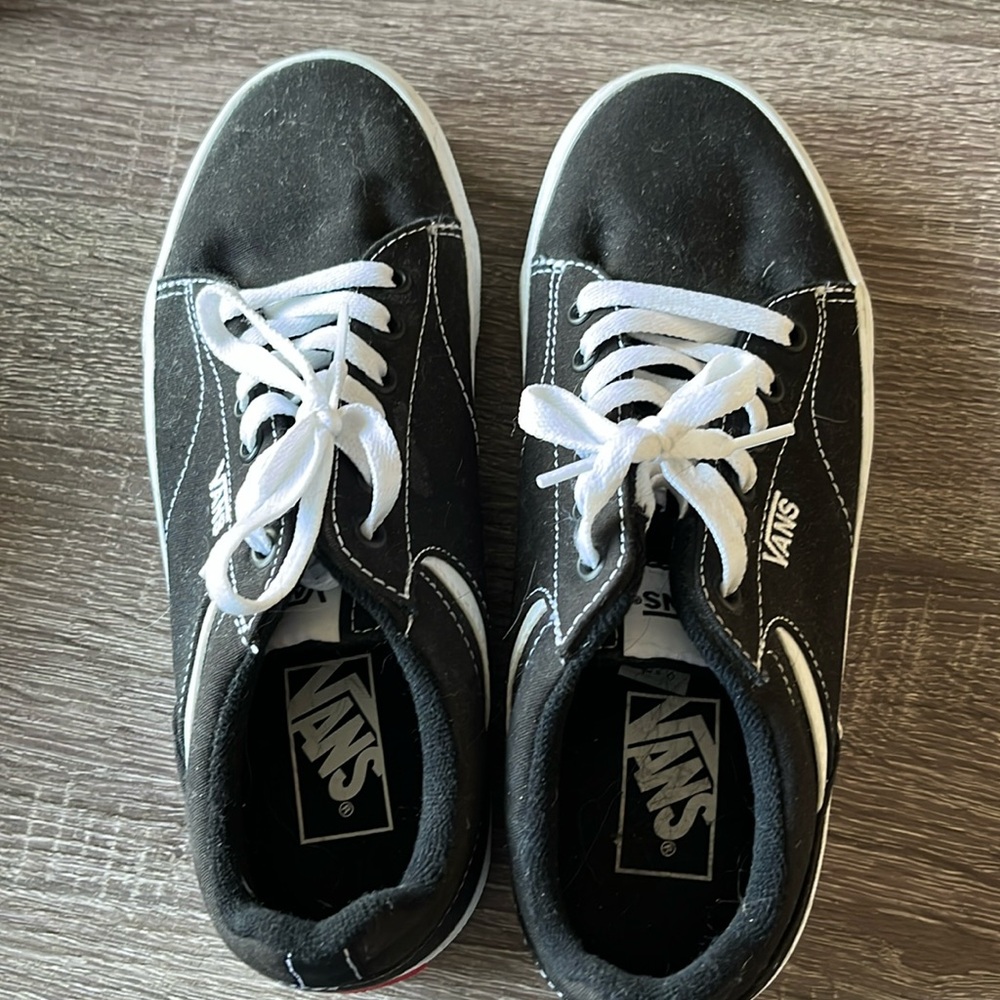 Women’s Vans-size 8.5